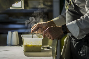 Photographe culinaire - Reportage en cuisine dîner gastronomique - Cédric Burtin et Fréderic Doucet